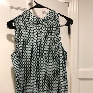 H&M sleeveless dressy shirt